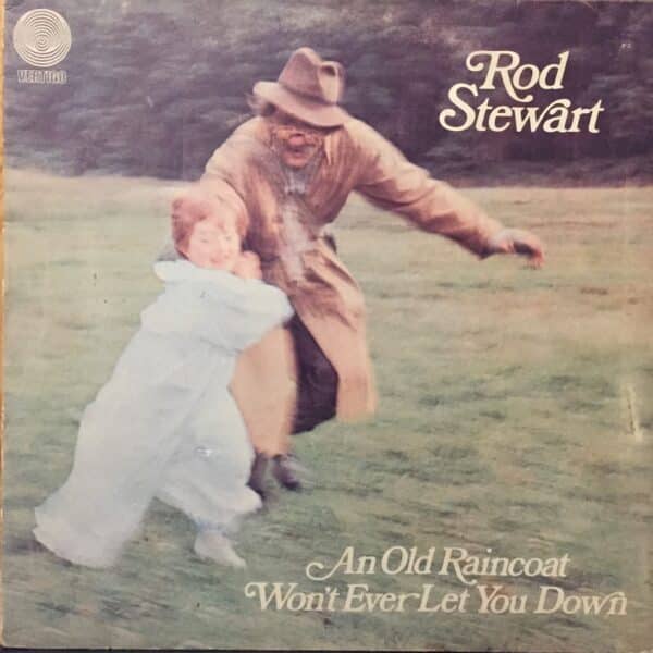 Rod Stewart – An Old Raincoat Won't Ever Let You Down